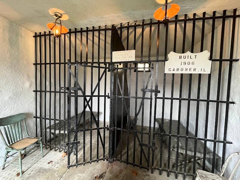 Two Cell Jail - Image 2