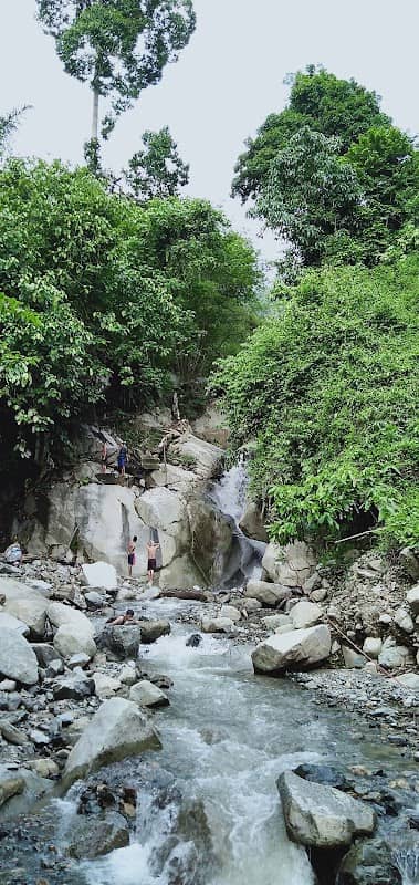 Waterfall Lawe Dua - Image 1