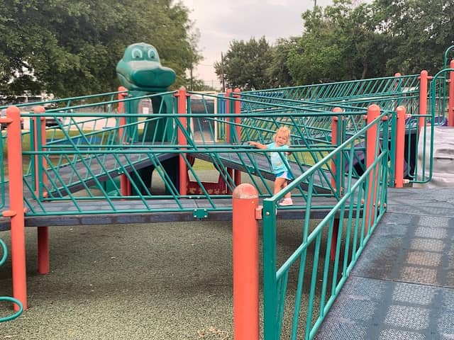 Peltier Park - Image 2