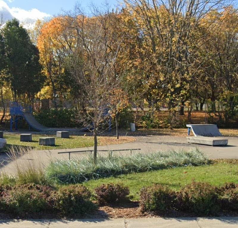 Mirabel skatepark - Image 2