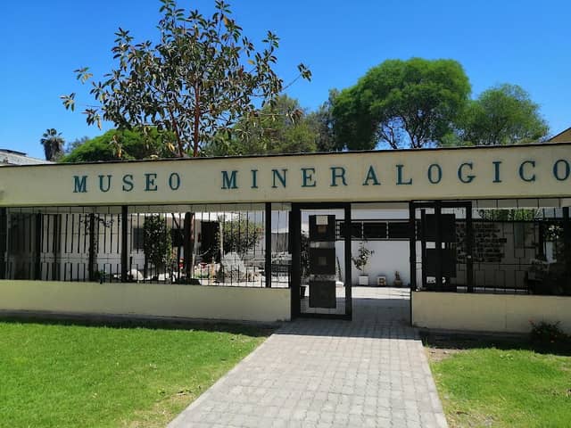 Museo Mineralógico - Image 1