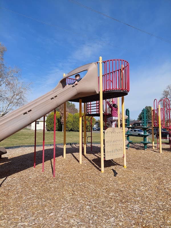 Kenwood Park - Image 1