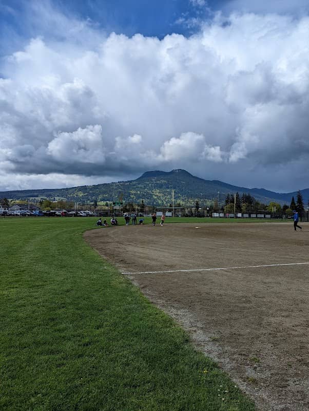 Evans Park - Image 1