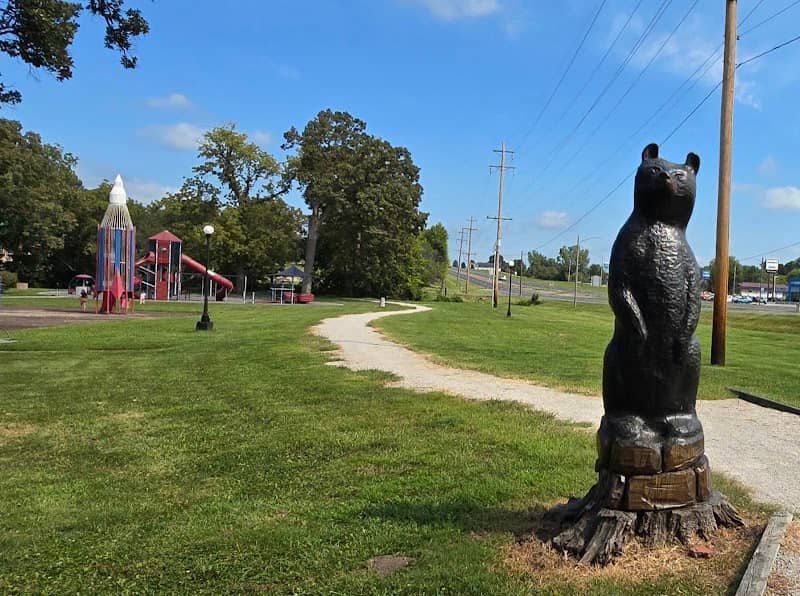 Simpson Park - Image 1