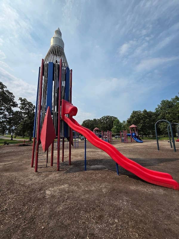 Simpson Park - Image 2