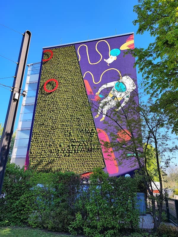 GRÜNE WAND - Image 1
