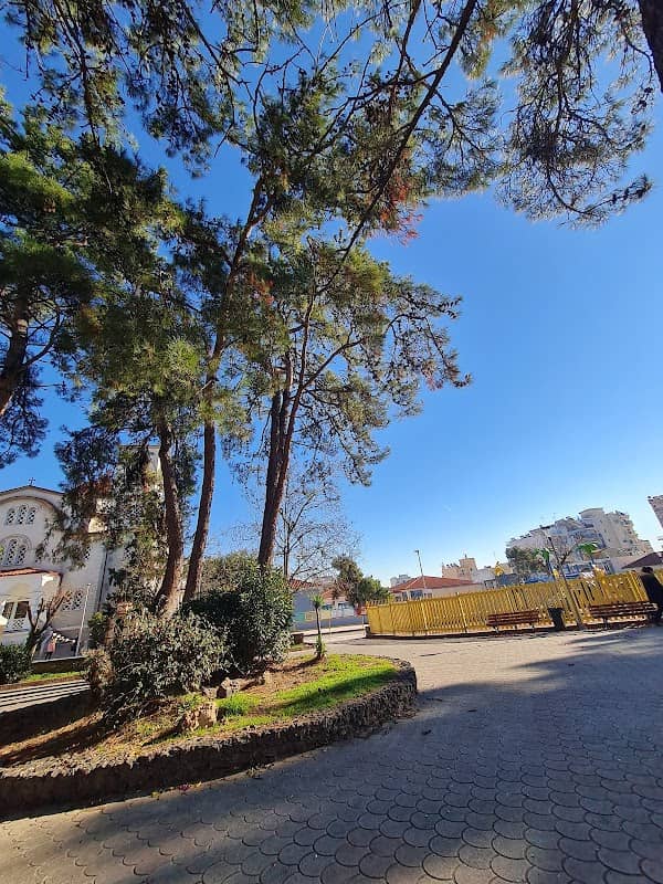 Kipseli's Park - Image 1