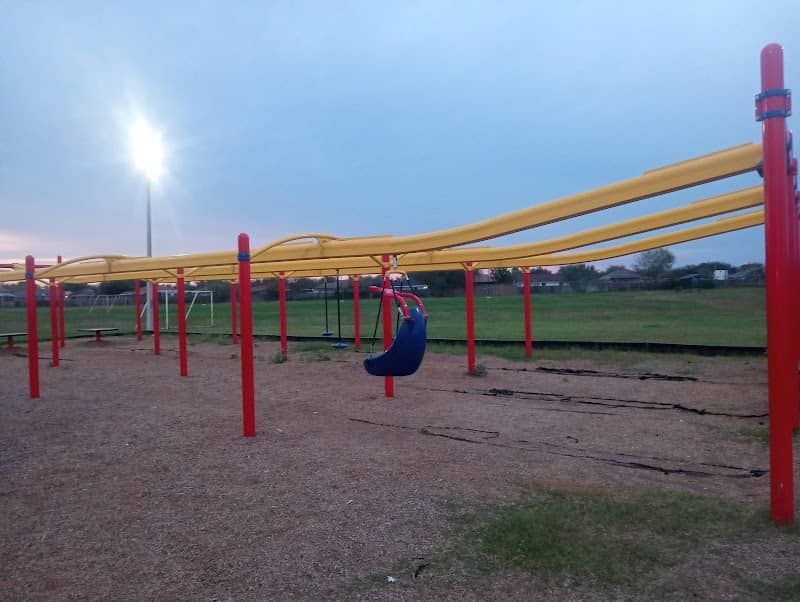 Dr. William Long City/School Park - Image 3