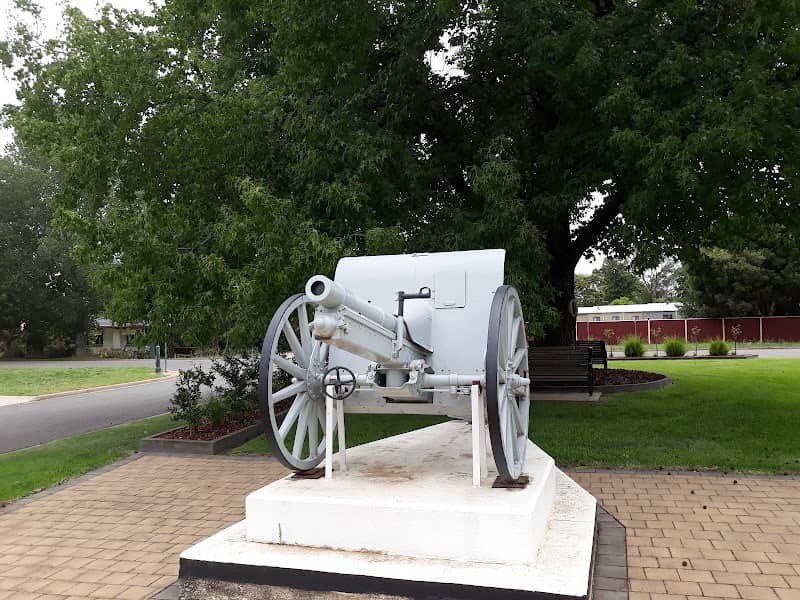 Soldiers Memorial Park - Image 1