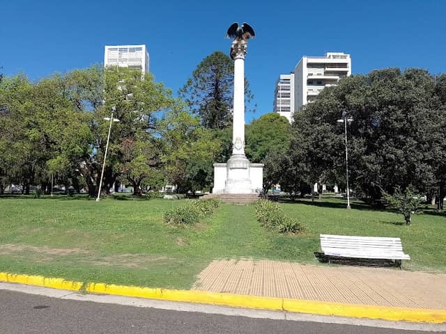 Urquiza Park - Image 1