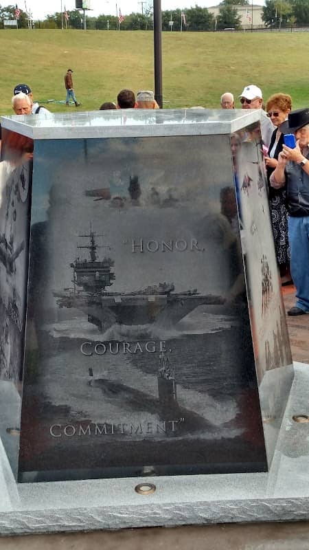 Aledo Veterans Plaza - Image 2