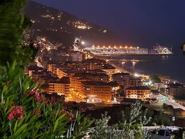 Andora - Image 1