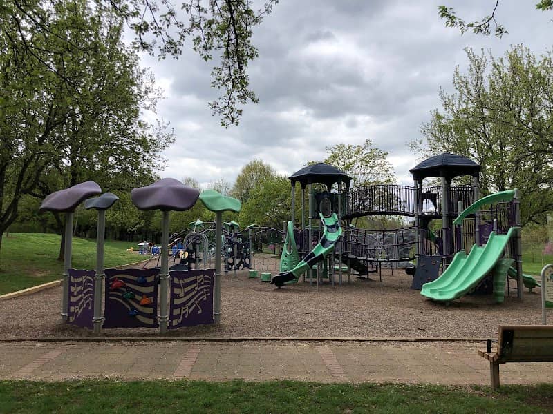 Green Park - Image 1