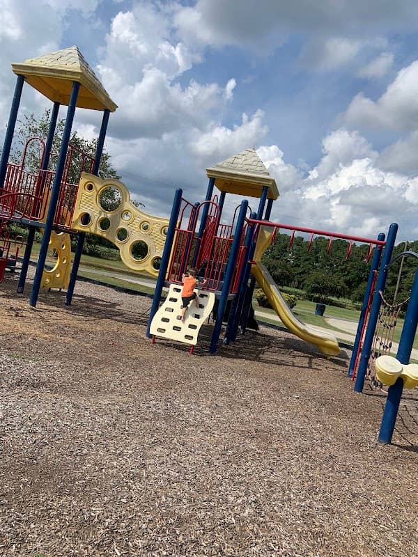 Godwin Town Park - Image 1