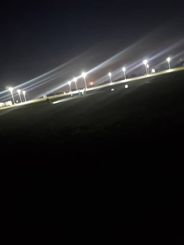 Chamberlain Park - Image 1