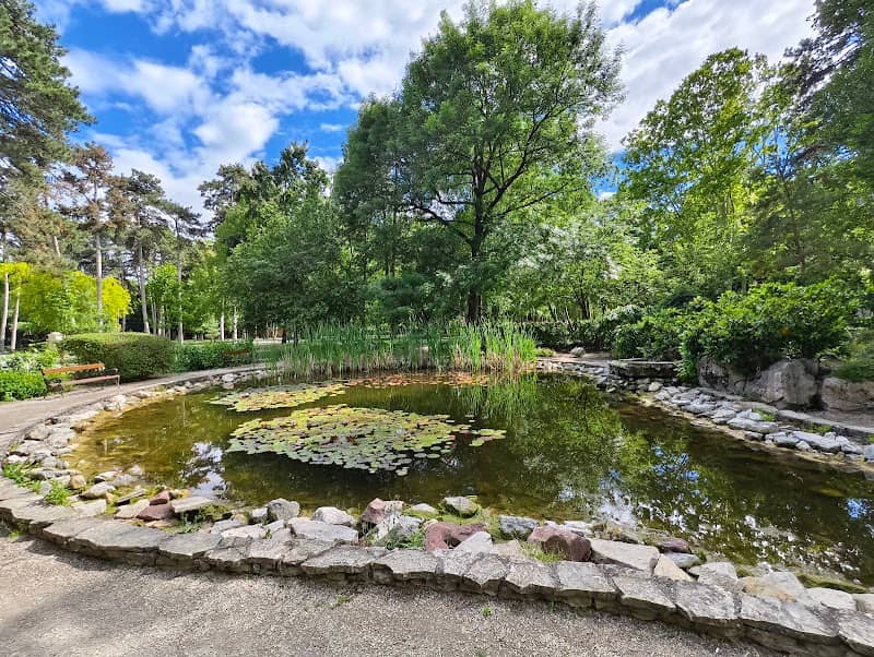 Jókai park - Image 1