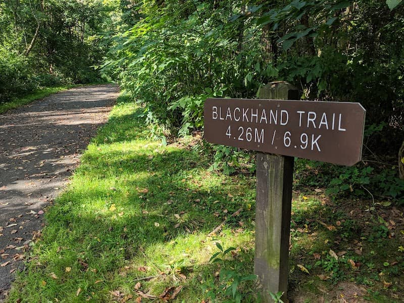 BlackHand Gorge railtrail West trailhead - Image 2