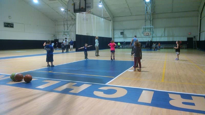 Richlands Town Recreation Park - Image 1