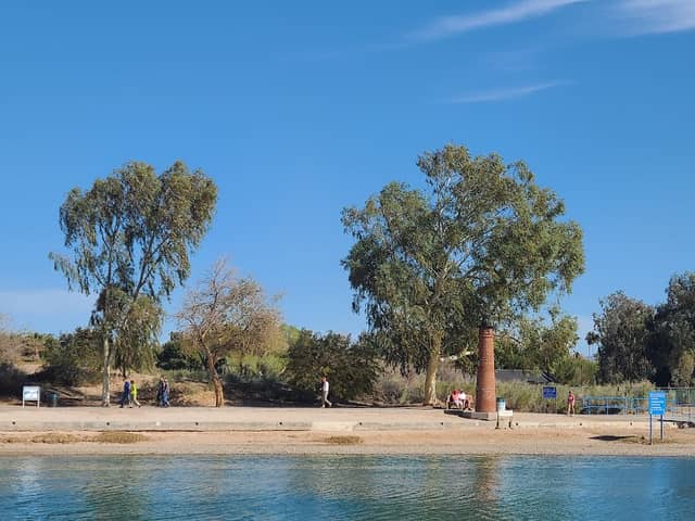 London Bridge Beach - Image 3