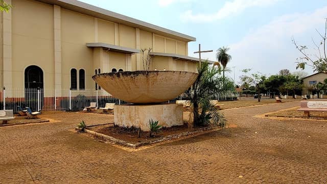 Praça da Igreja da Matriz - Image 1