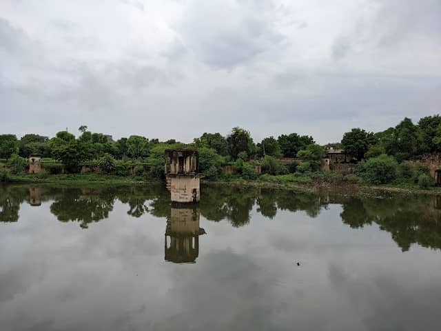 historical Danta Pond - Image 1