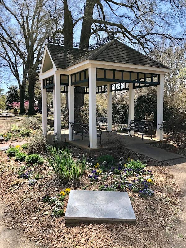 Memorial Park Garden & Arboretum - Image 1