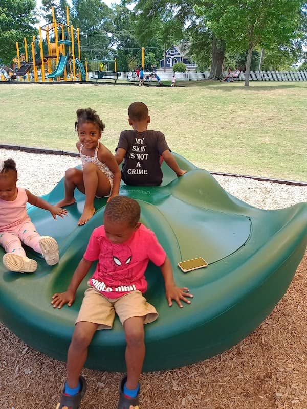 Pilot Park - Image 2