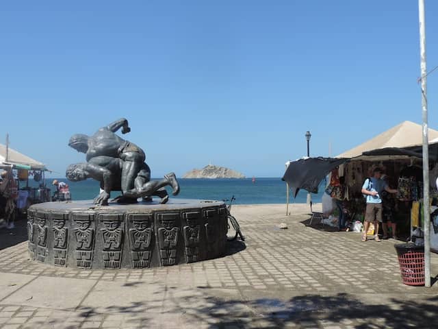 Paseo Bastidas - Image 2