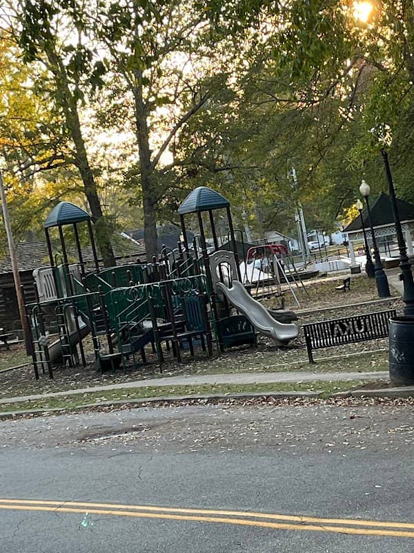 Mineral Springs Park - Image 1