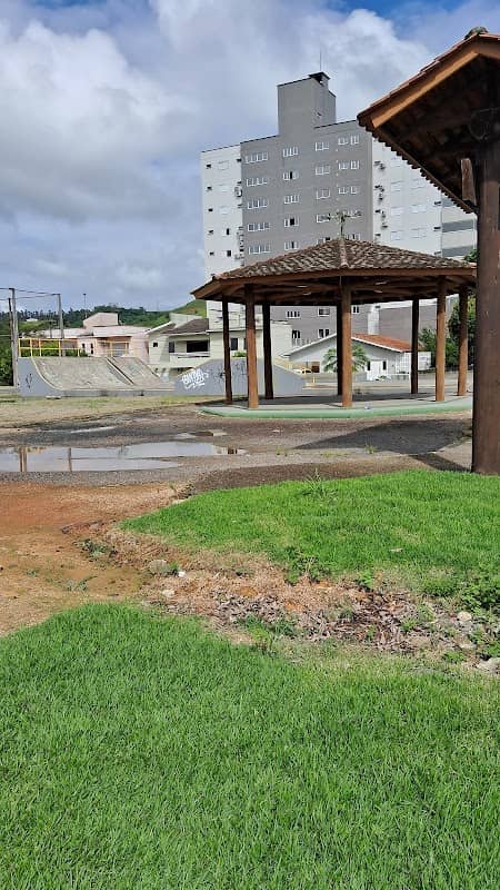 Praça da Família - Image 1