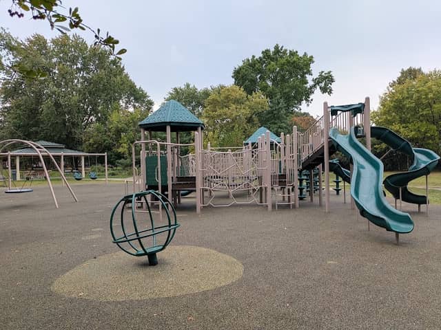Grannis Park - Image 2