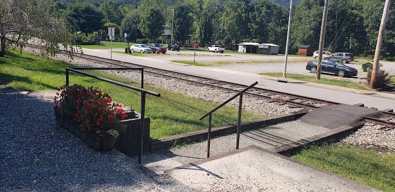 Sylva Picnic Area - Image 1