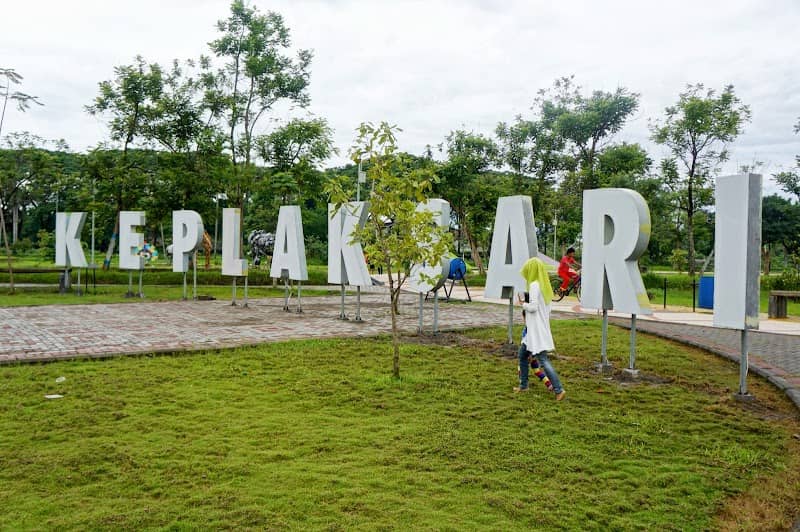 Parks Keplaksari Jombang - Image 1