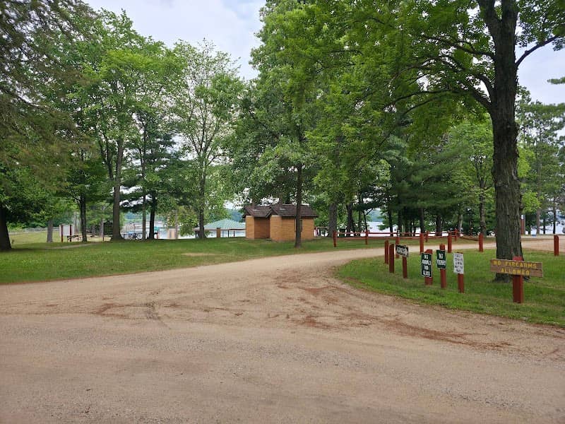 Operator's Village Day Park at Hardy Dam - Image 2
