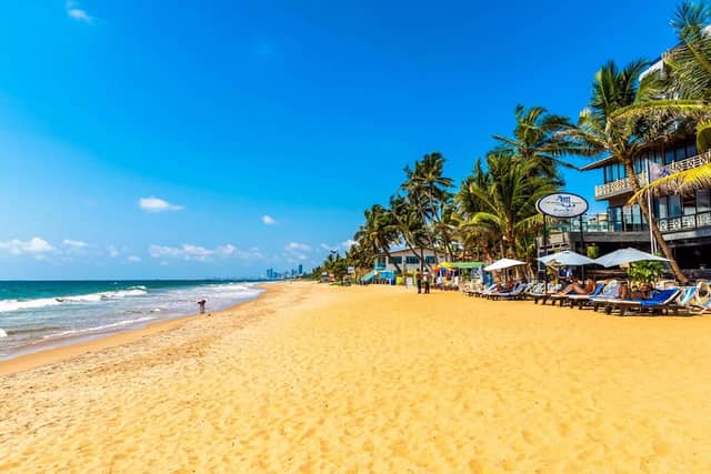 Mount Lavinia Beach. - Image 1