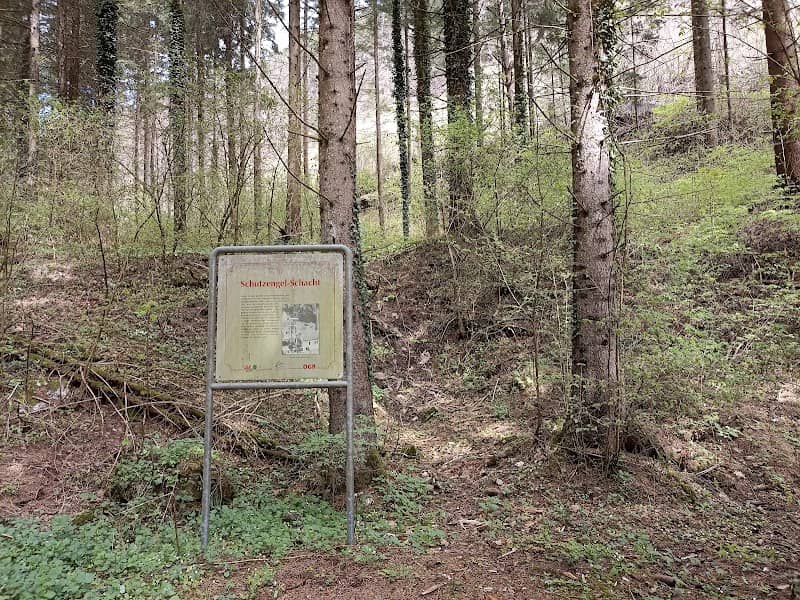 Schutzengel-Schacht Denkmal - Image 1
