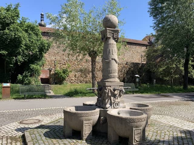 Storchenbrunnen - Image 1