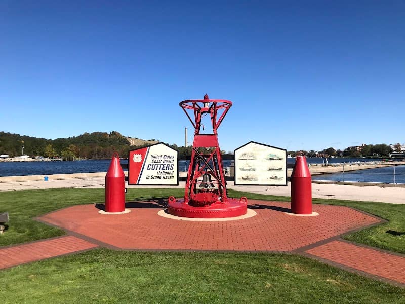 Escanaba Park - Image 1