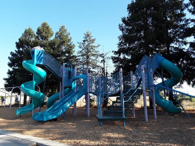 Lindhurst Memorial Park - Image 1