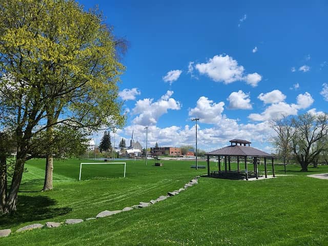 Alexandria Island Park - Image 1
