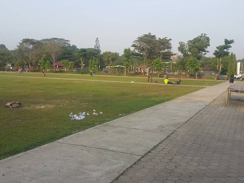 Town Hall New Sangatta / Swarga Bara - Image 1
