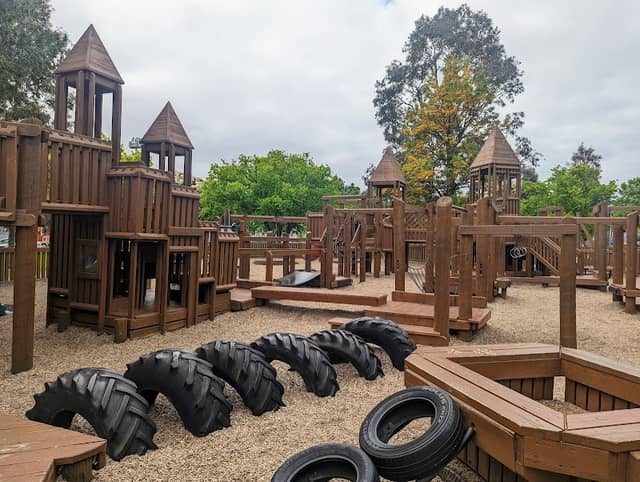 Victory Park Playground - Image 2