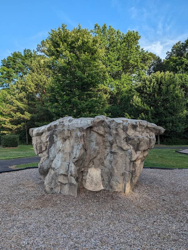 Glen Oak Green Park - Image 1
