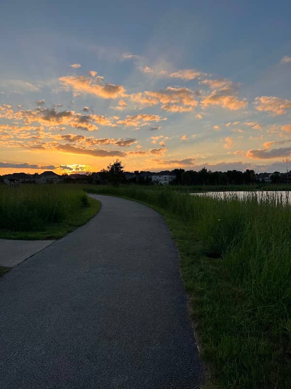 Tipton Trail Parking - Image 1