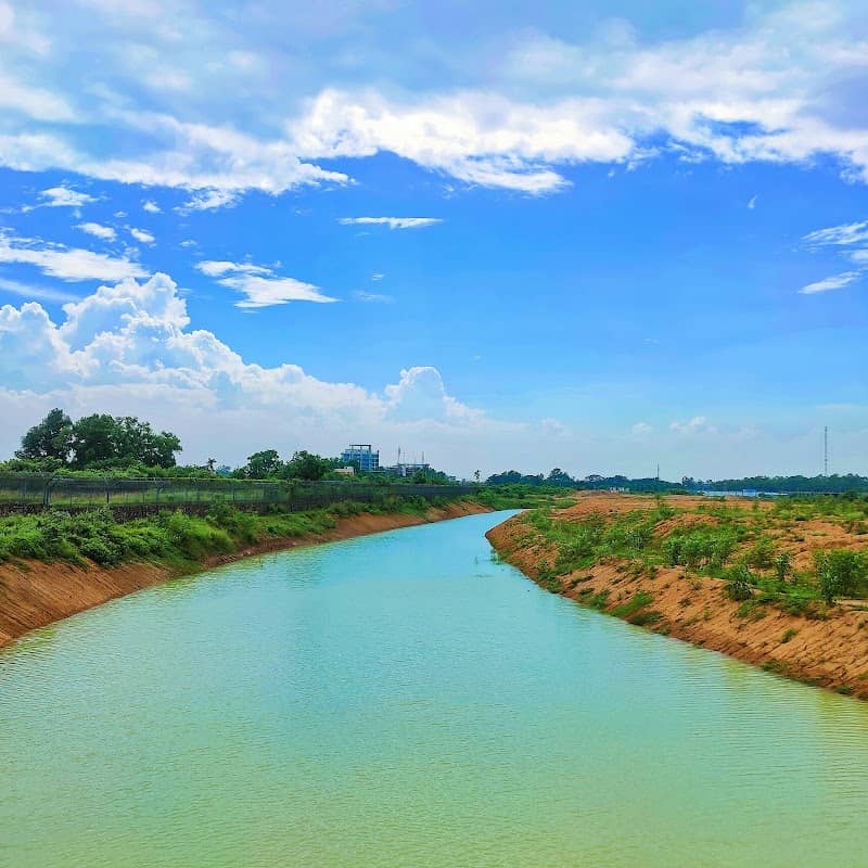 Bangladesh Hi tech city Lake - Image 1