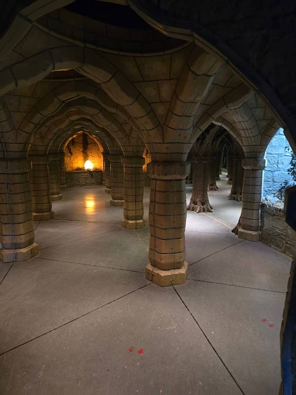 Mirror Maze - Image 2