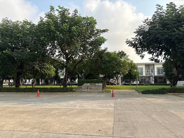 สวนสาธารณะ บ้านกัสโต้ - Image 1