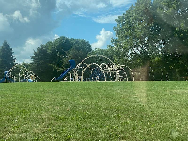 Maple Knoll Park - Image 2