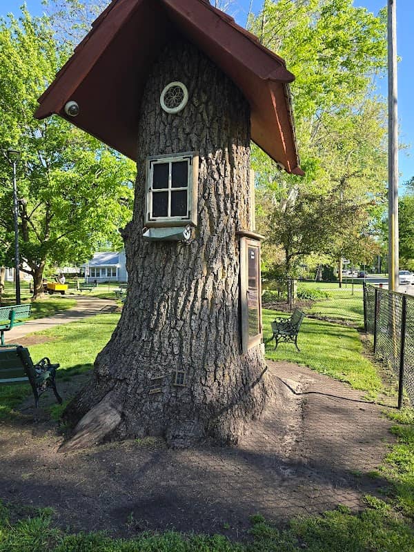 Leo-Cedarville Park - Image 2