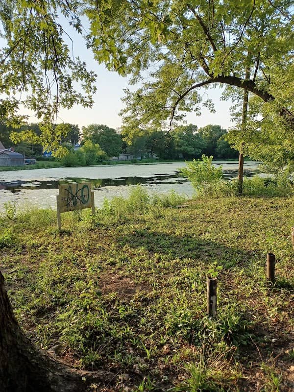Hutchins Park - Image 2
